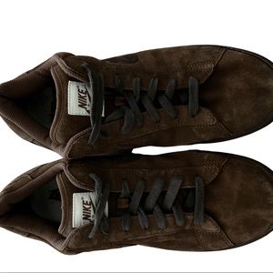 Nike brown suede